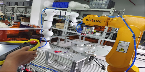 信息技术咨询行业启航 2021级学生2021-2022第二学期认识实习工作全面展开